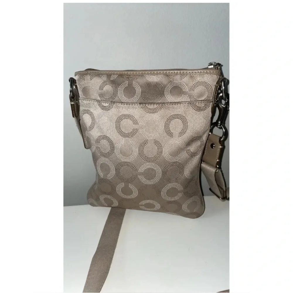 Coach Madison Optical Art Swingpack Crossbody Bag - Picture 6 of 6